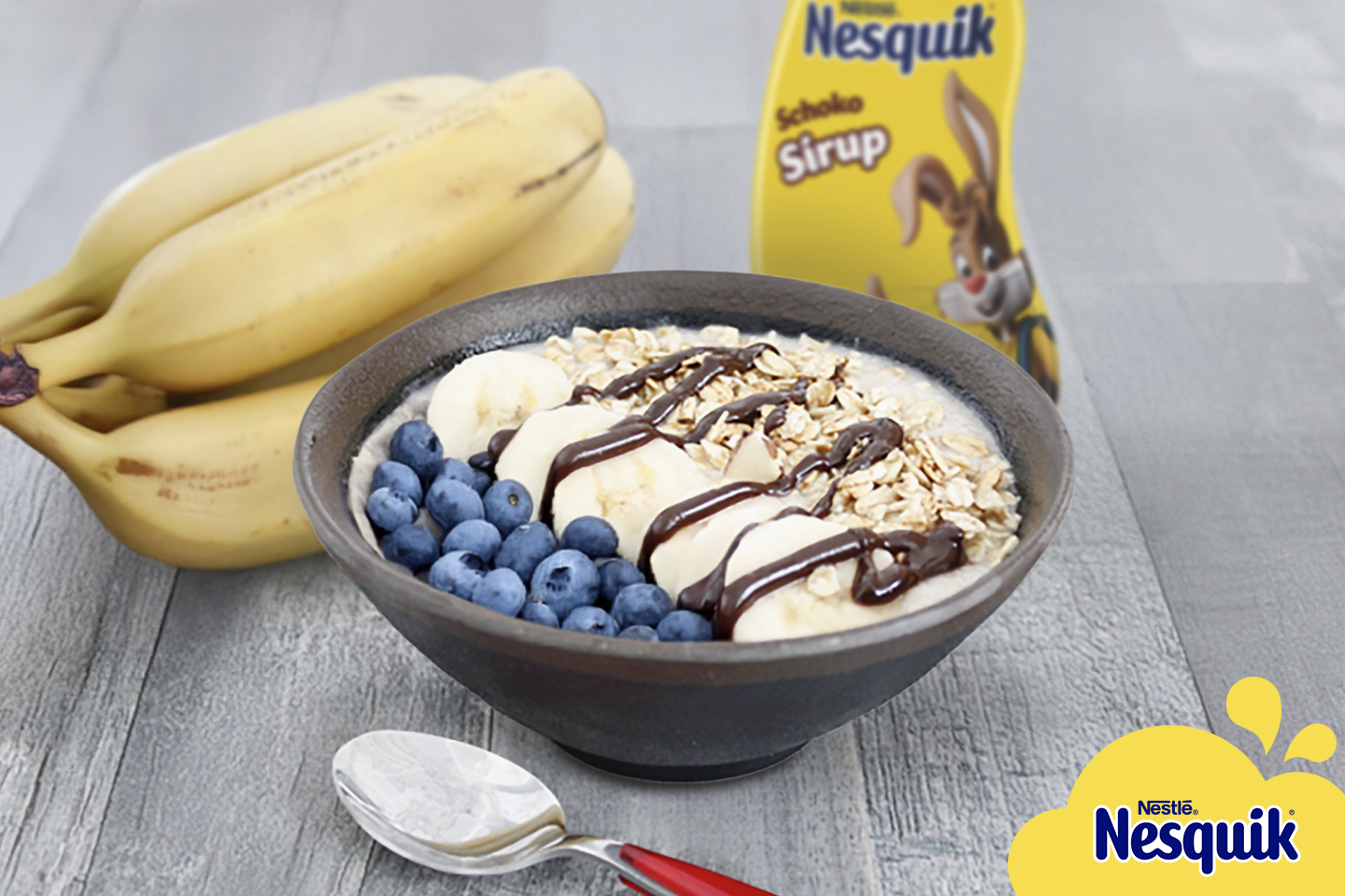 NESQUIK® Smoothie Bowl NESQUIK® Smoothie Bowl